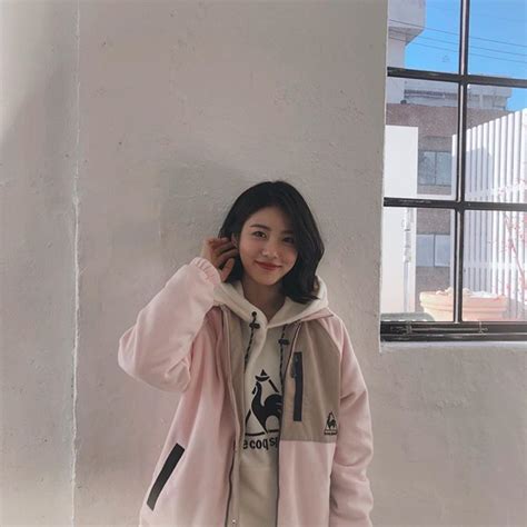 신예은さんはinstagramを利用しています「네모여행 스페인편 Jyp픽쳐스 Nper」 Korean Short Hair Ulzzang Korean Girl