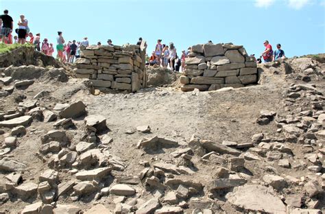 Kolejne Odkrycia Archeologiczne W Maszkowicach Figurki Maj Ponad