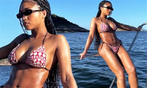 7 Hot Sexy Life Of Lori Bikini Pics