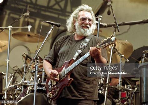 Grateful Dead 14 Photos And Premium High Res Pictures Getty Images