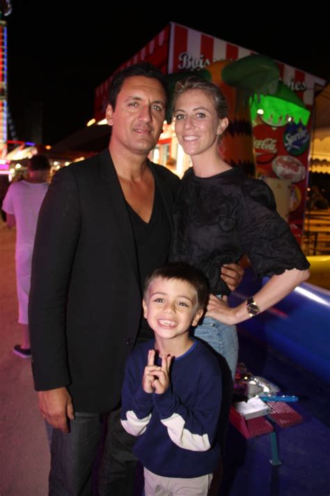 Photo Dany Brillant sa femme Nathalie et leur fils Lino à l