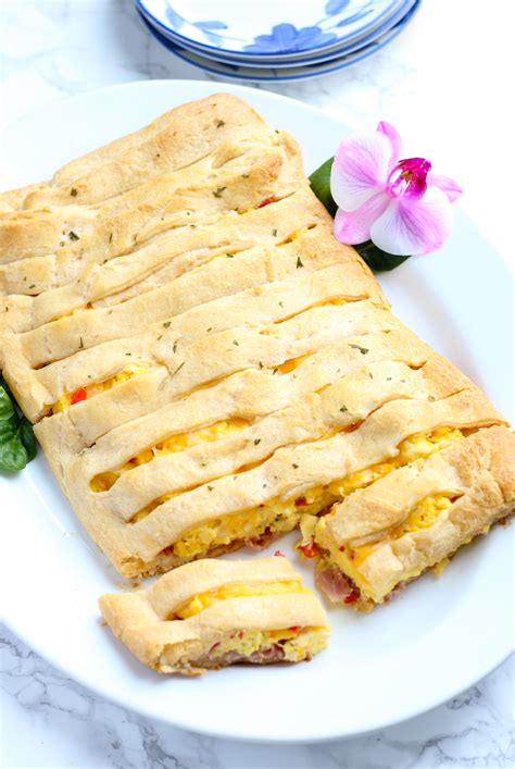 Scrambled Egg Brunch Bread 3 Yummy Tummies