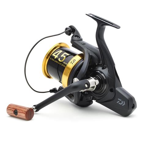 Daiwa 23 EMBLEM 45 SCW QD OT Big Pit Karpfenrolle Ihr Angelshop für