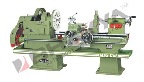 9 Feet V Belt Drive Heavy Duty Lathe Machine Bhavya Machine Tools At