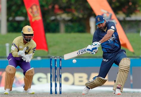 Yusuf Pathan Smashes Runs Off Balls As New Jersey Triton S Take