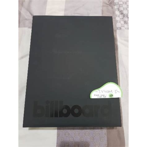 Jual RESERVED Billboard Magazine BTS Limited Edition Box Set