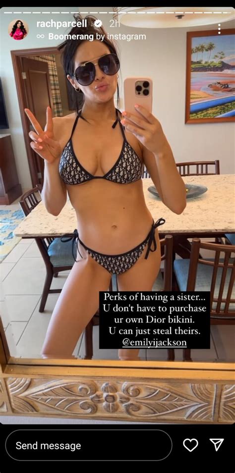 9 Hot Sexy Amy Gross Bikini Pics