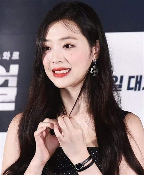 Sulli 설리 Sulli Choi Choi Jin Kpop Girl Groups Korean Girl Groups