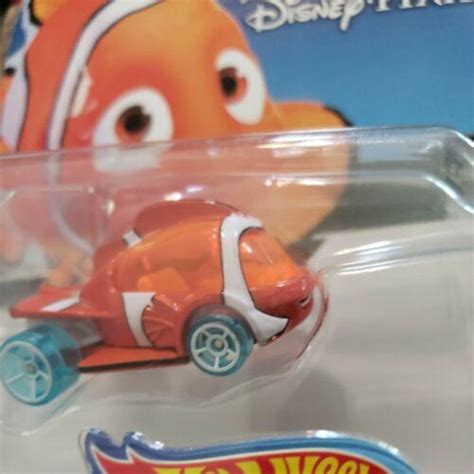 Hot Wheels Disney Pixar Nemo Character Cars Finding Nemo