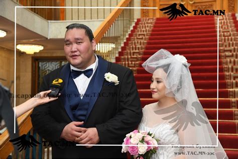 Фото: Терүнофүжи Г.Ган-Эрдэнэ эх орондоо хуримлав – ТАС.МН