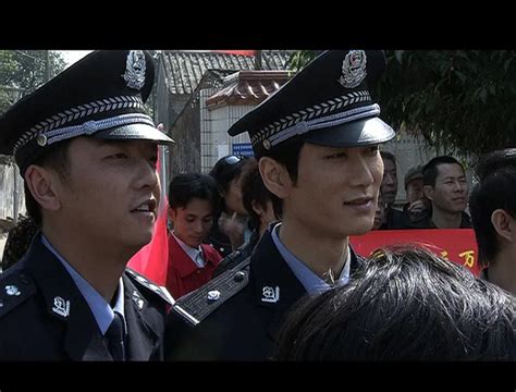 小镇警官图册 360百科