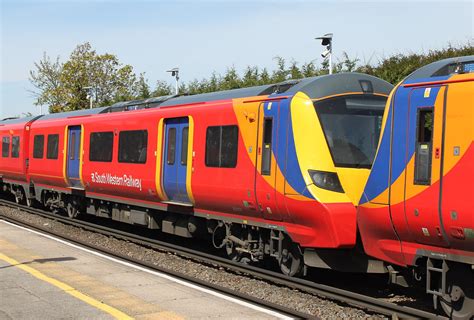 South Western Railway Class 707 At Barnes Bridge 2s36 12  Flickr