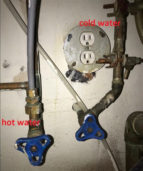 leaking kitchen stop valve | Plumbing Zone - Professional Plumbers Forum
