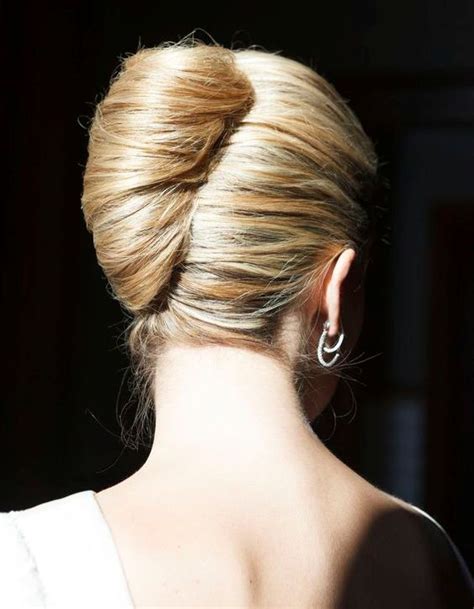 33 Elegant French Twist Updos To Get Inspired Weddingomania