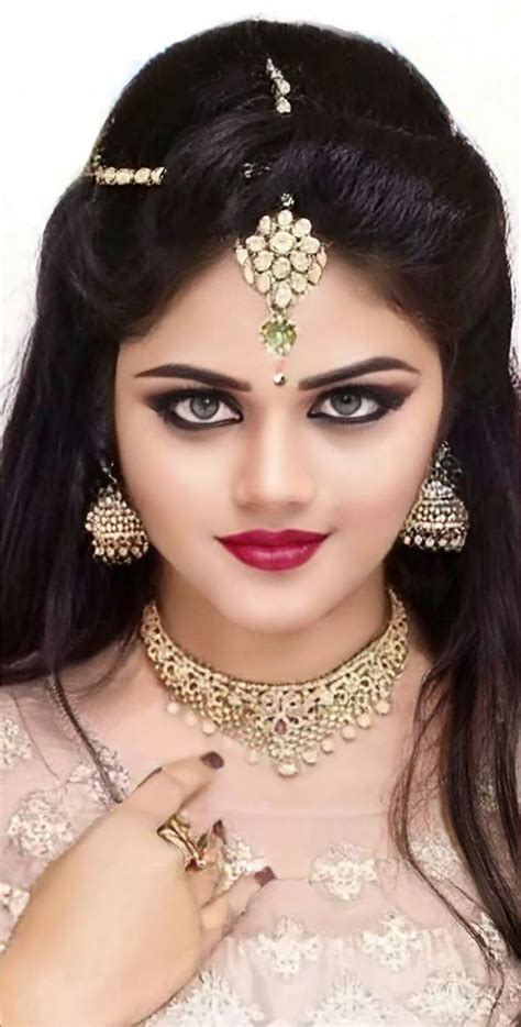 Rashmika Mandanna Hot Bikini Navel Photos 16 Sexy Pics Artofit