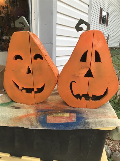 A Couple Of Simple Scrap Wood Pumpkins Woodworking Patterns Wood