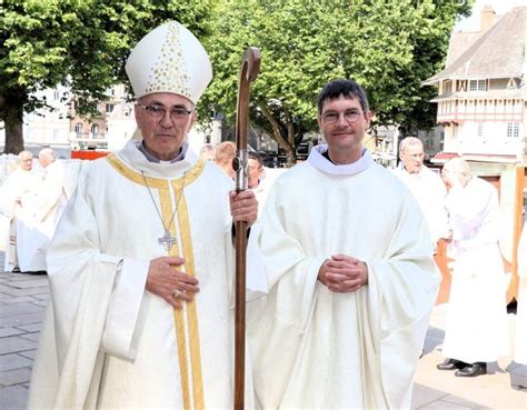 Ordination presbytérale de Pierre Emmanuel Doré le 25 juin 2023 à Saint