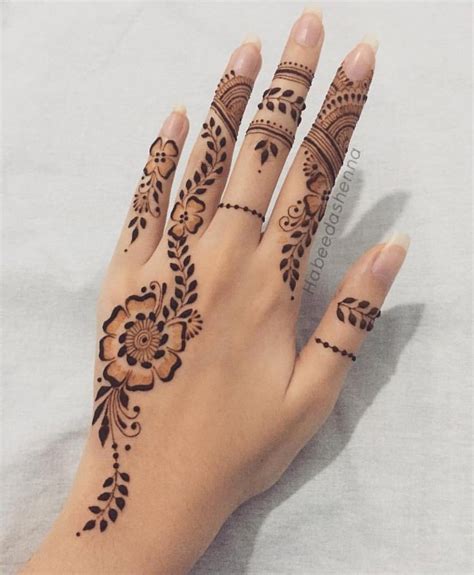 Heart Mehndi Design In Henna Tattoo Designs Simple Finger Henna