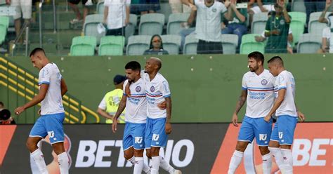 Dez Gols E Duas Viradas Bahia Vence O Goi S Fora De Casa Em Jogo