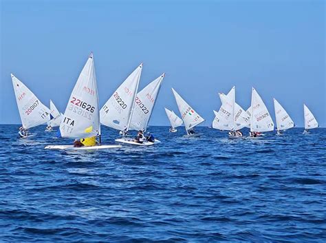 Circolo Della Vela Bari Trionfo Sul Podio Della Classe Ilca Nella