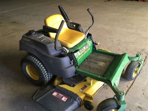 John Deere Z Zero Turn Mower