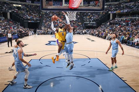 Photos: Lakers vs Grizzlies (12/9/21) Photo Gallery | NBA.com