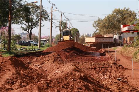 Alan autoriza obras de asfalto em ruas do Altos do Indaiá Dourados Agora