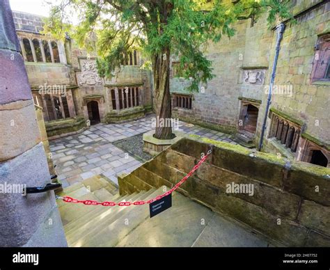 Skipton Castle Medieval Hi Res Stock Photography And Images Alamy