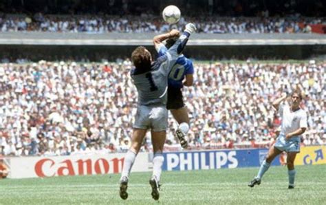 Maradona Record Per La Maglia Della Mano De Dios Venduta A 8 5