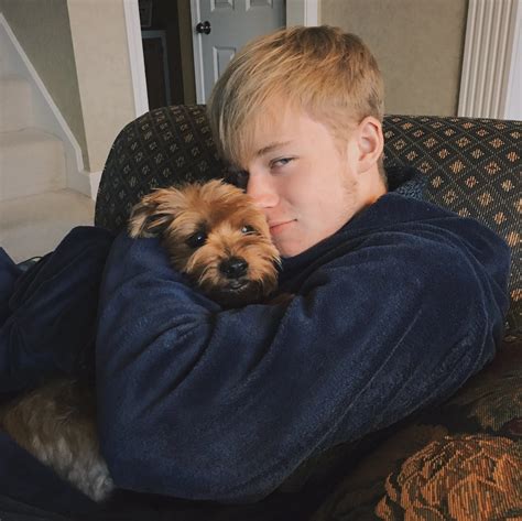 Sam Golbach Pets - Celebrity Pets