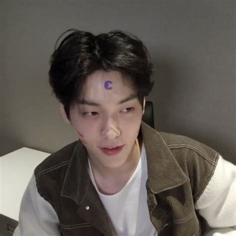 Pin By Luchii S Diary On ㅇㅅㅇ Txt Pretty Boys Zoo Wee Mama