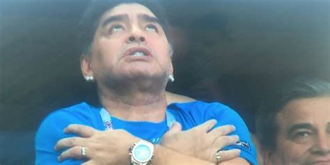 El Show De Maradona Se Dio Las Gracias A él Mismo Bailó Con Una Nigeriana Gritó El Gol De