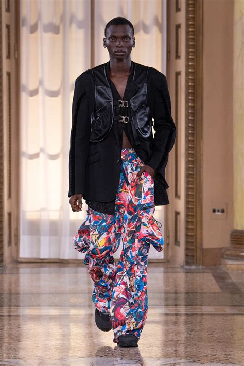 Mens Spring 2023 Trend Billowy Pants Photos