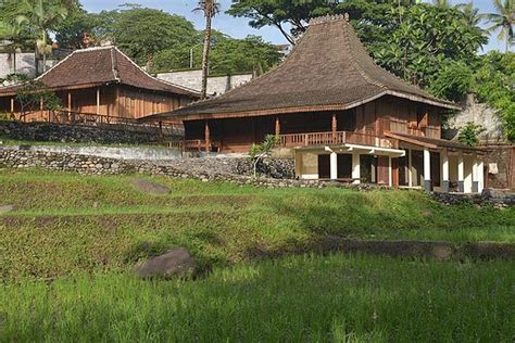 8 Kafe Dengan View Sawah Di Malang Bisa Kulineran Sambil Healing