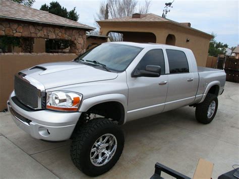 great working 2006 Dodge Ram 2500 Laramie lifted for sale