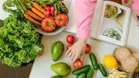 Agar Tetap Aman Dikonsumsi Begini Cara Mencuci Buah Dan Sayur Yang