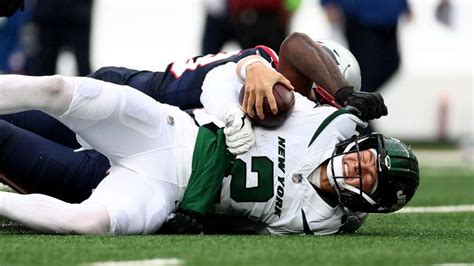 Jets Qb Zach Wilson Gets Laughed At And Disrespected By Chiefs Veteran