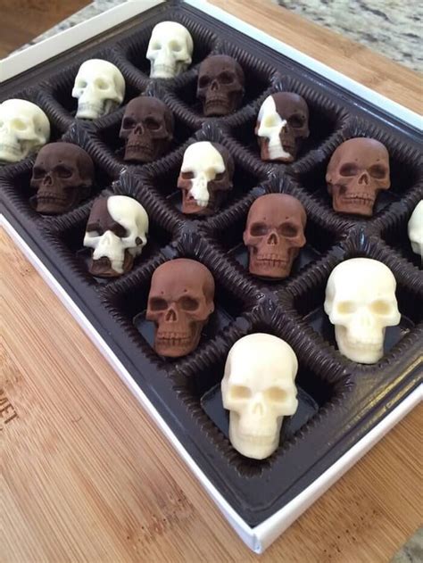 Chocolate Skulls by Sweet Sage | Yummy food, Desserts, Food