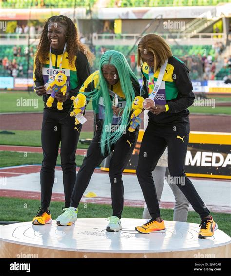 Shericka Jackson Shelly Ann Fraser Pryce Y Elaine Thompson Herah De