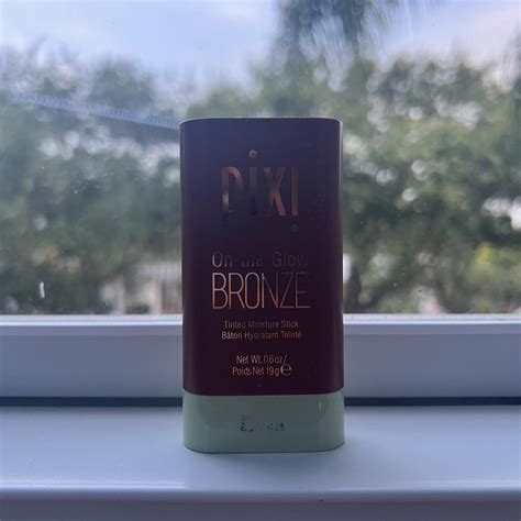 Pixi bronzer with slight shimmer. - Depop