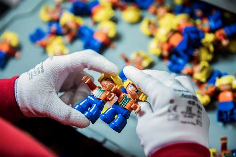 Lego To Cut 1400 Jobs After Decades Long Sales Boom Ends Nbc News