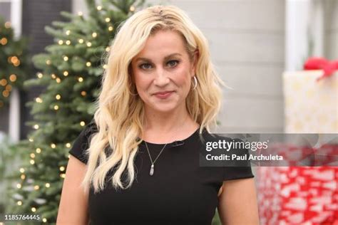 Kellie Pickler Photos Photos And Premium High Res Pictures Getty Images