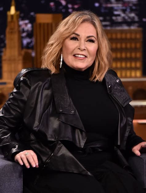 Roseanne Barr S Fans Praised Her Blonde Look Slimmer Figure And