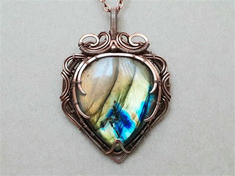 Ciondolo Di Rame Con Pietra Labradorite Ciondolo Fatto A Mano