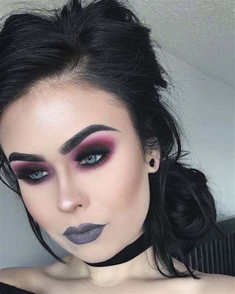 Elegant Makeup Ideas For Women All Age To Try Halloween Eye Makeup Witch Makeup Dark Makeup