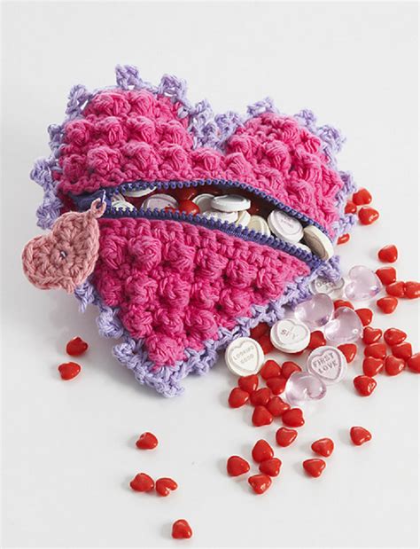 [free Pattern] How To Make The Cutest Crochet Heart Shaped Candy Bag Valentines Crochet