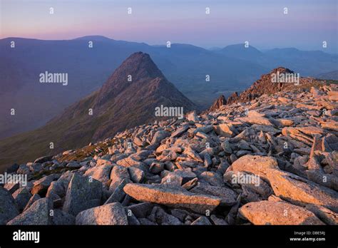 Tryfan Hi Res Stock Photography And Images Alamy