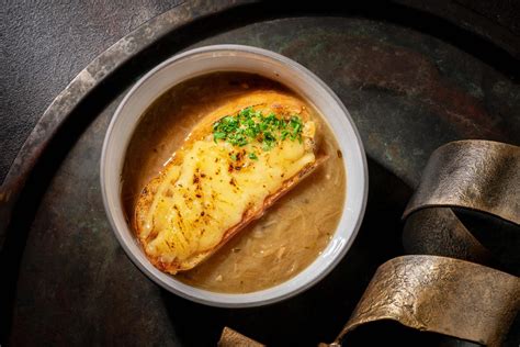 Соленый наполеон с белугой | chef.ru