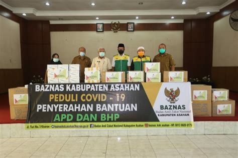 Baznas Kabupaten Asahan Menyerahkan Bantuan APD Kepada Gugus Tugas