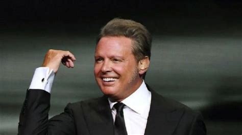 La imagen de Luis Miguel se vuelve viral por el más tierno motivo